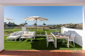 New apt. - Golf - Spa - 6 pools -sea views 3702